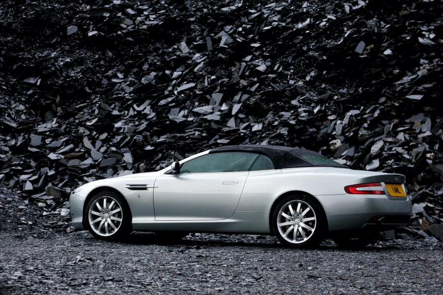  Aston Martin DB9 Volante 2004 года  (UK) (фото 2 из 38)